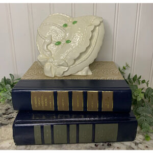 Ceramic Bonnet Planter Pot White With‎ Green Leaves Meyercraft